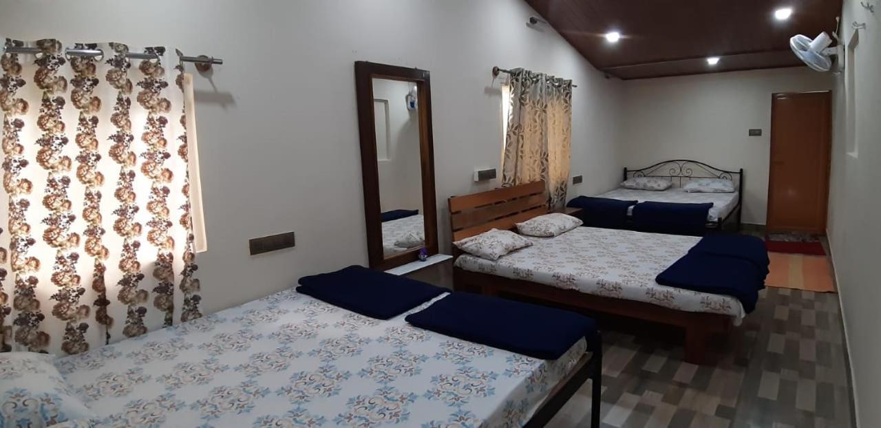 Silvershine Homestay จิกมากาลูร์ ภายนอก รูปภาพ