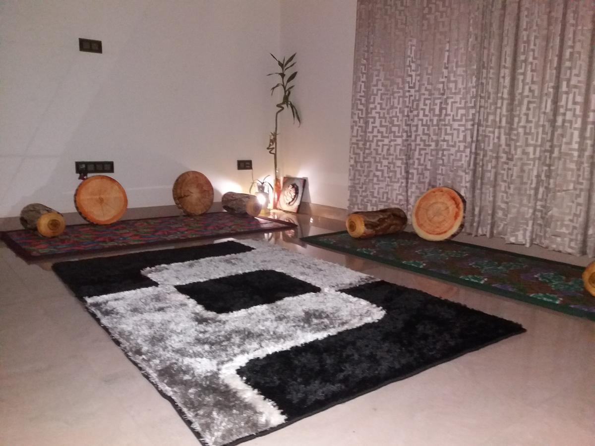 Silvershine Homestay จิกมากาลูร์ ภายนอก รูปภาพ