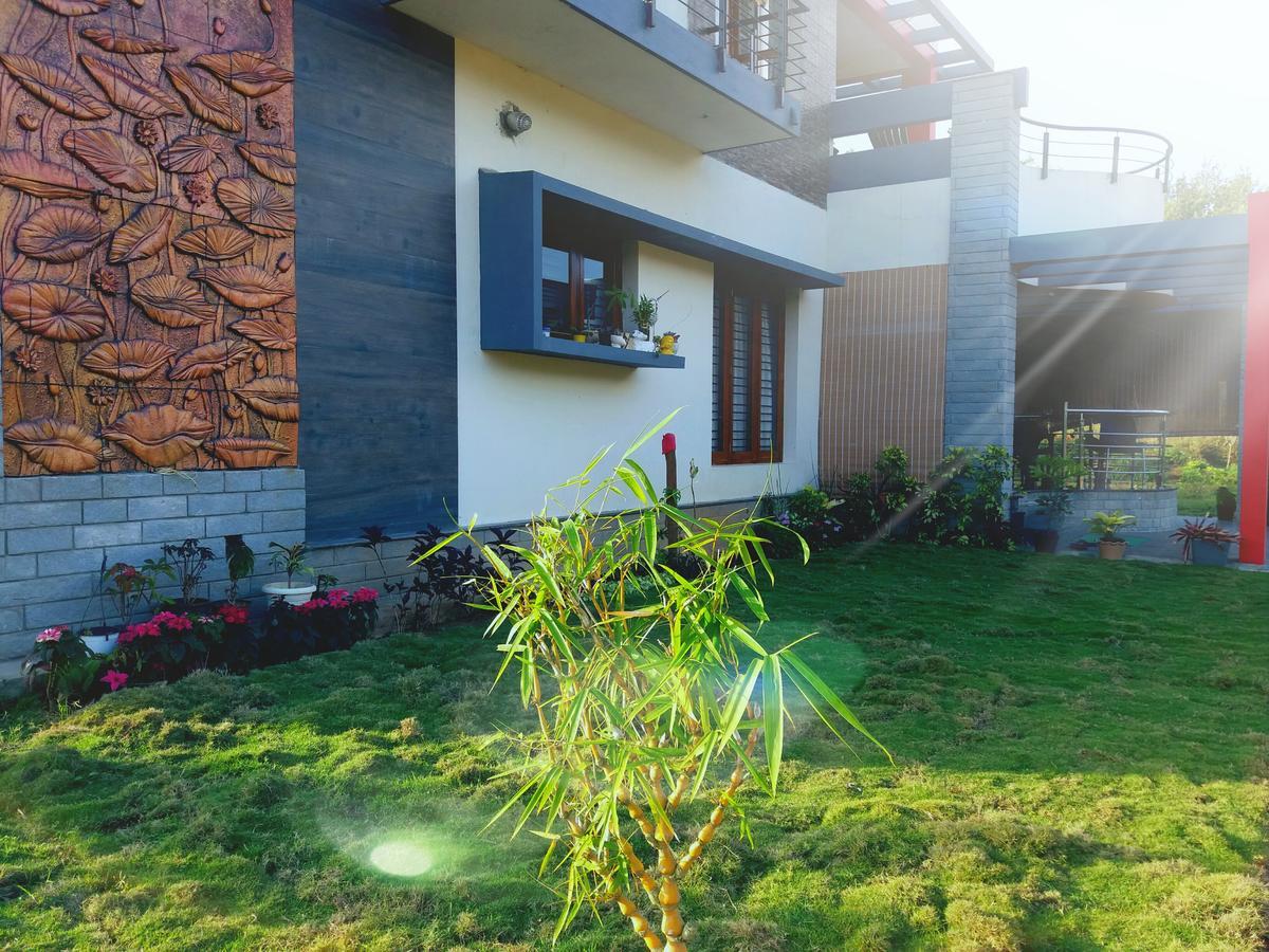 Silvershine Homestay จิกมากาลูร์ ภายนอก รูปภาพ