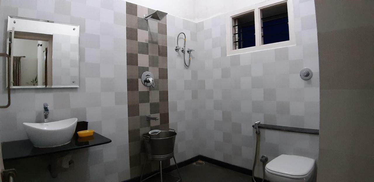 Silvershine Homestay จิกมากาลูร์ ภายนอก รูปภาพ