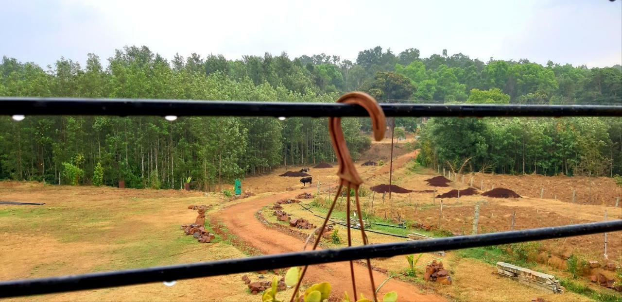 Silvershine Homestay จิกมากาลูร์ ภายนอก รูปภาพ